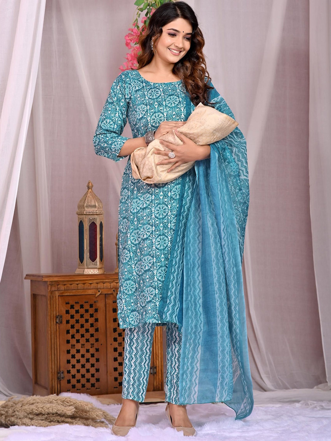 

SKY FAB Women Printed Regular Kurta with Trousers & With Dupatta, Blue