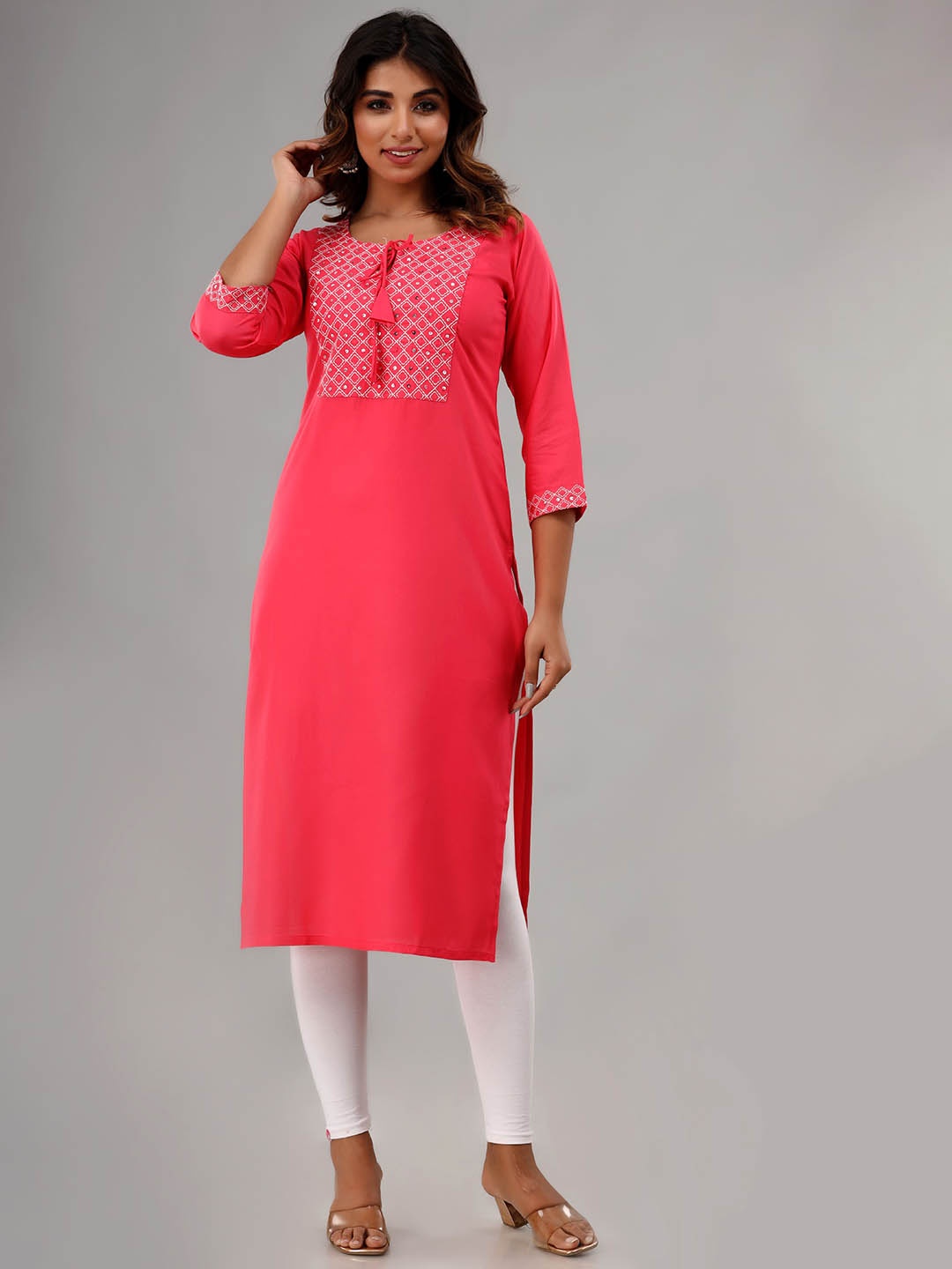 

Rouhab Women Yoke Design Thread Work Kurta, Pink