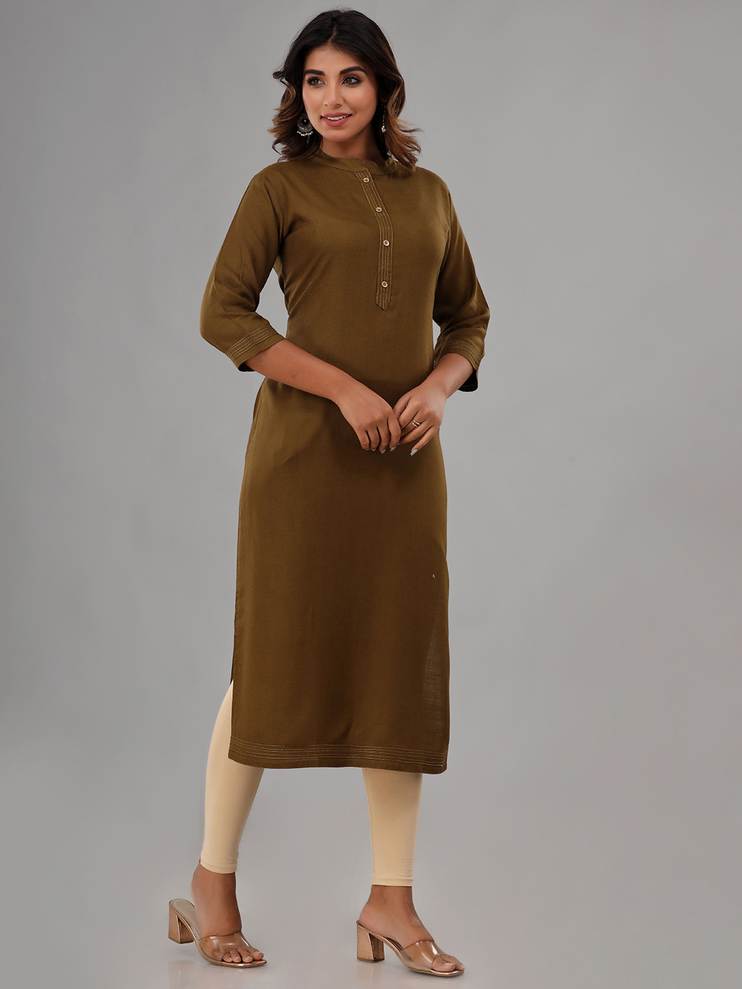 

Rouhab Women Thread Work Kurta, Olive