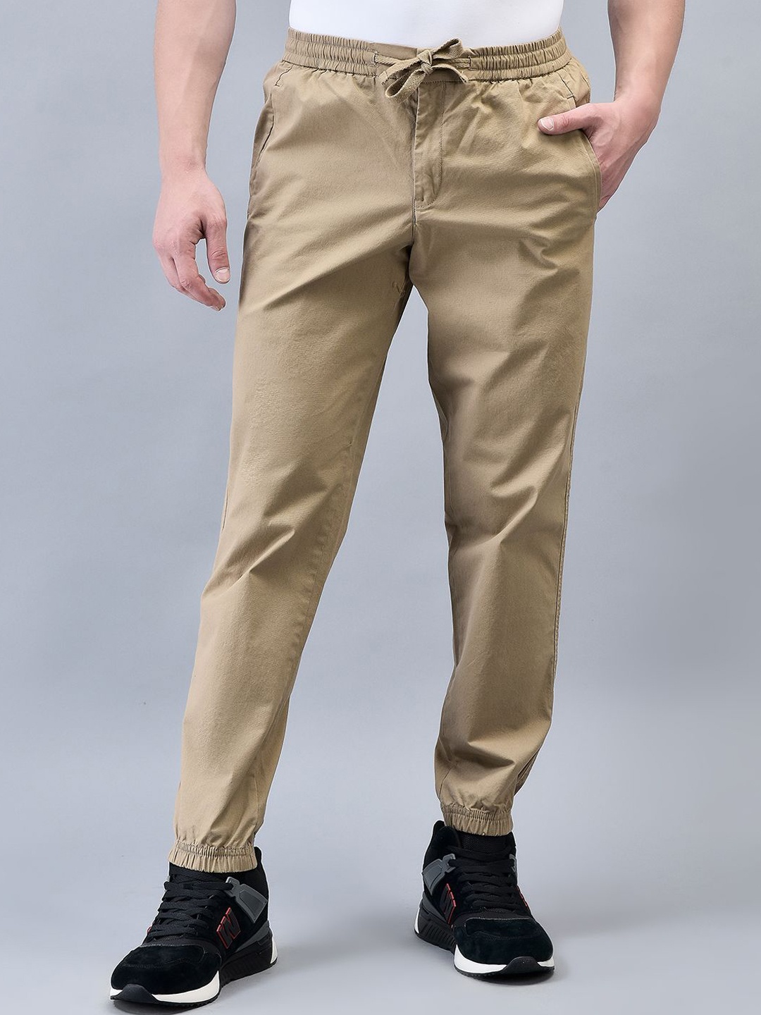 

Woodland Men Joggers Trousers, Beige