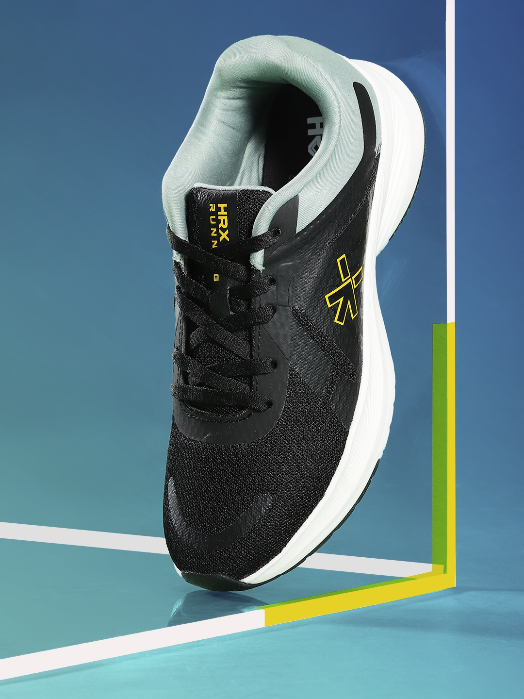 

HRX by Hrithik Roshan Men Woven Design Running Shoes, Black