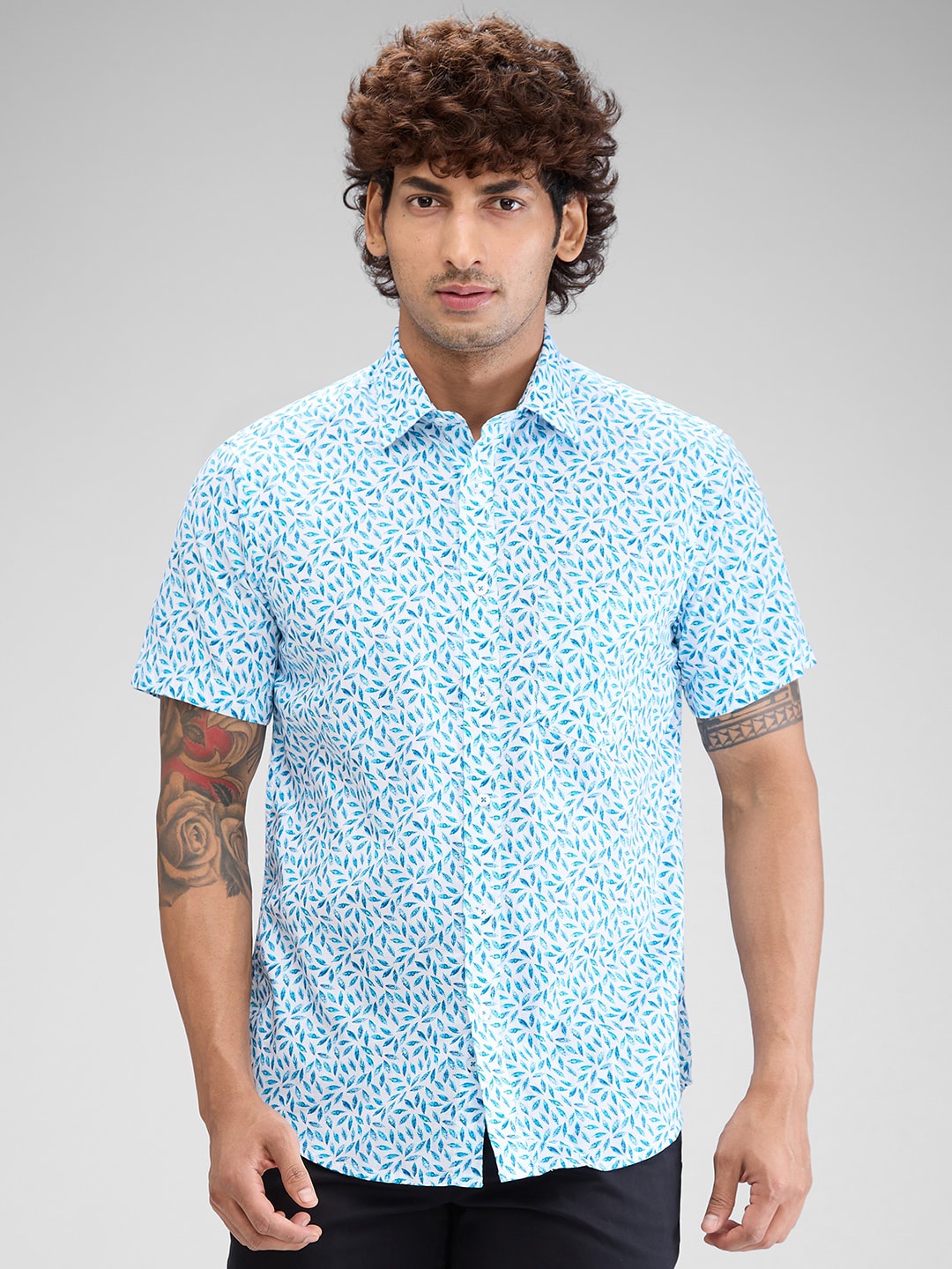 

ColorPlus Men Tailored Fit Floral Opaque Printed Casual Shirt, Blue