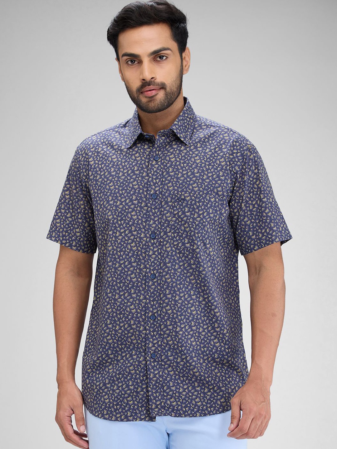 

ColorPlus Men Floral Opaque Printed Casual Shirt, Blue