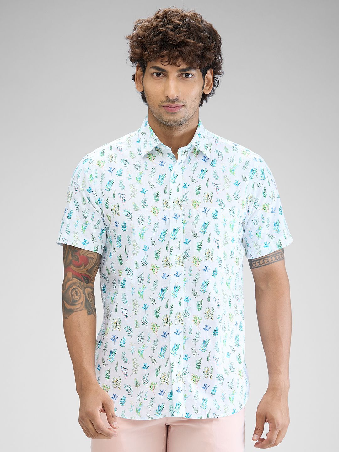 

ColorPlus Men Tailored Fit Floral Opaque Printed Casual Shirt, Green
