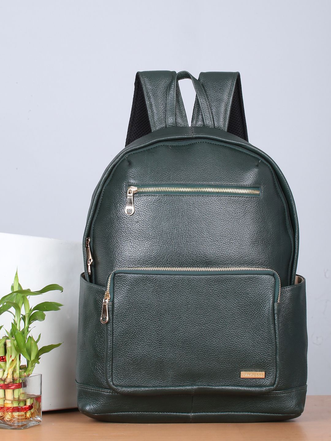 

Teakwood Women Textured Leather Backpack, Green