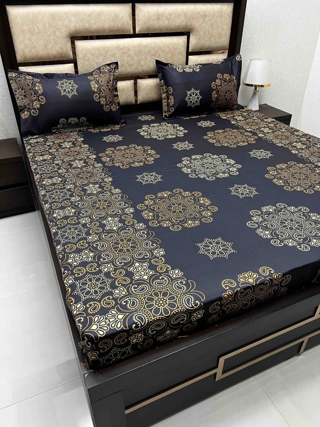 

Pure Decor Blue & Yellow Ethnic Motifs 250 TC Queen Bedsheet with 2 Pillow Covers