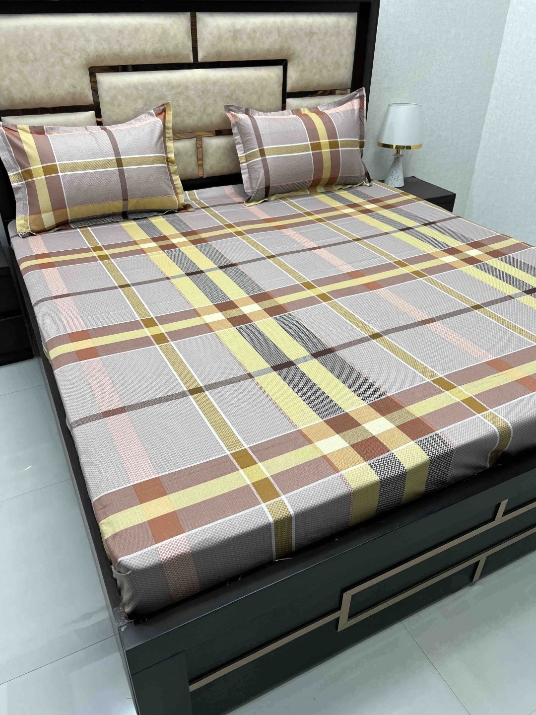 

Pure Decor Cotton Queen Size Double Bedsheet With 2 Pillow Covers 2.28m X 2.54m, Brown