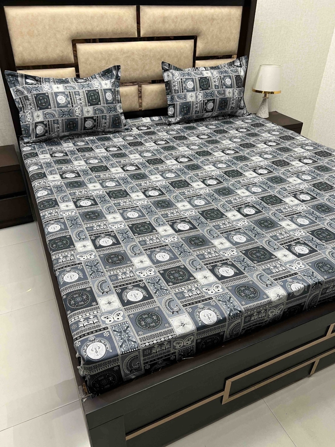 

Pure Decor Grey & Black Ethnic Motifs 250 TC Queen Bedsheet with 2 Pillow Covers