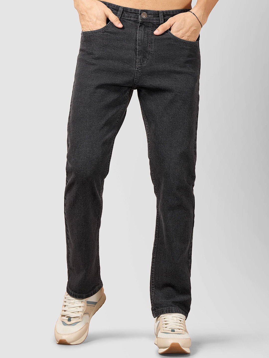 

Beyoung Men Low Distress Jeans, Black