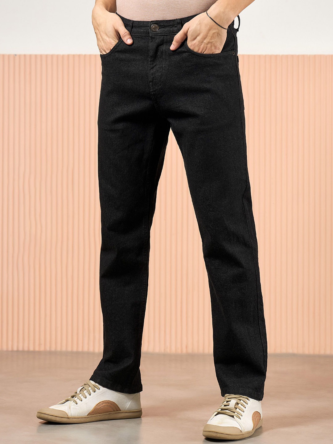 

Beyoung Men Low Distress Jeans, Black