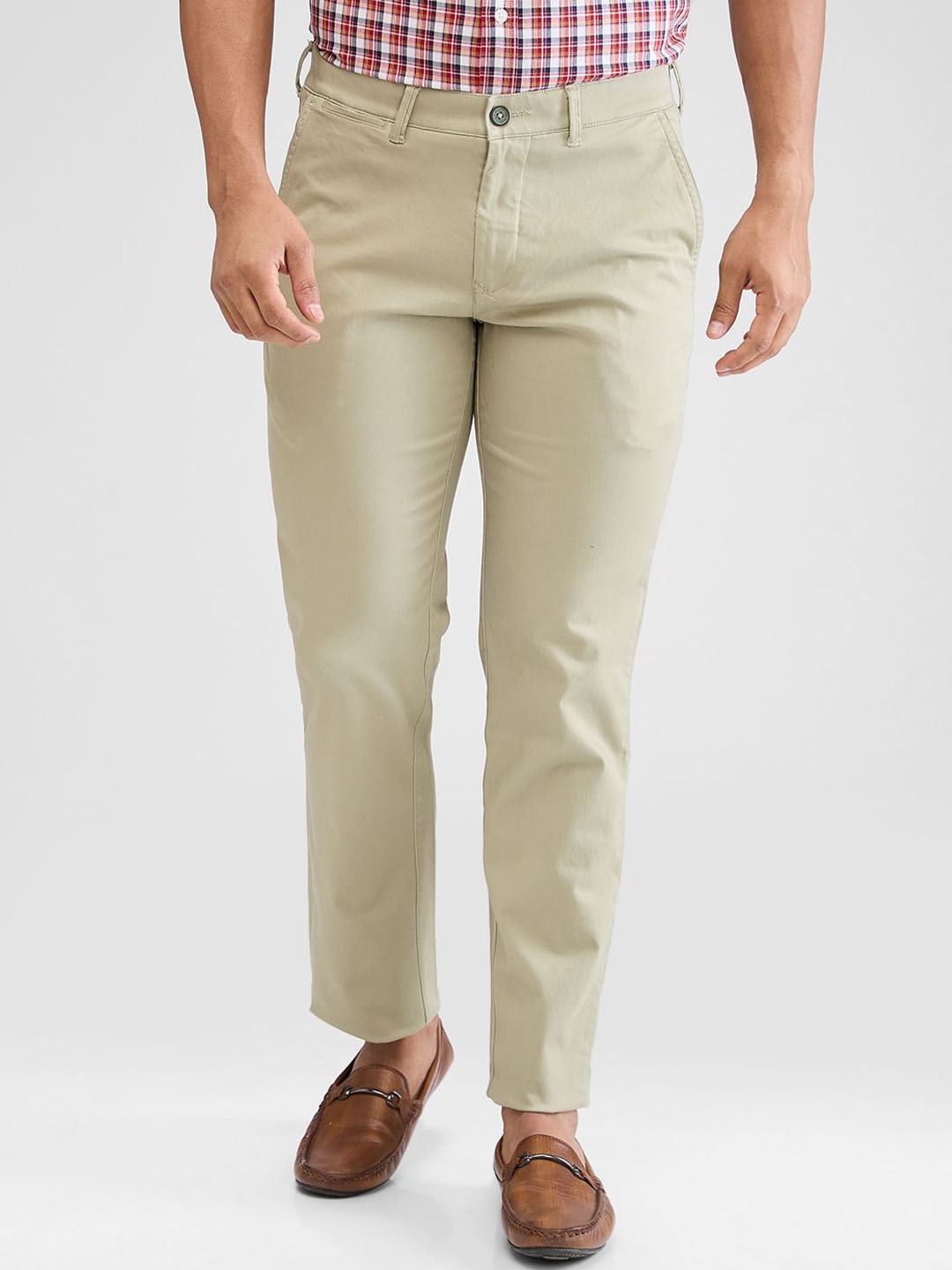 

ColorPlus Men Slim Fit Chinos Trousers, Green