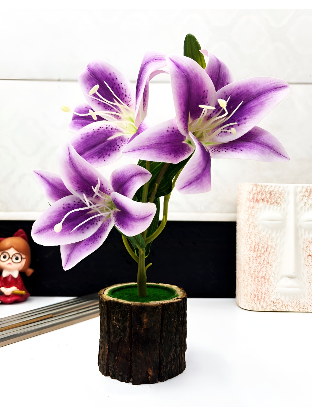 

Dekorly Purple 1 Pieces Lily Artificial Flower With Pot