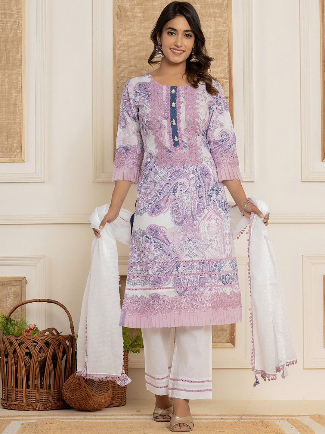 

Yufta Women Ethnic Motifs Printed Pure Cotton Kurta with Trousers & With Dupatta, Purple