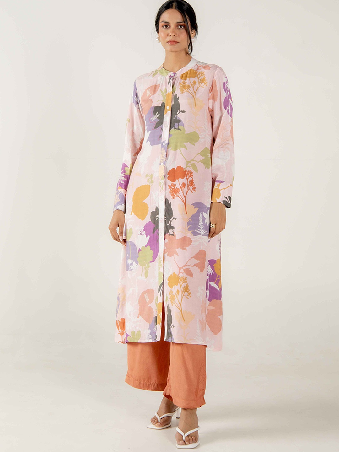 

AROOP INDIA Women Floral Embroidered Sequinned Anarkali Kurta, Pink