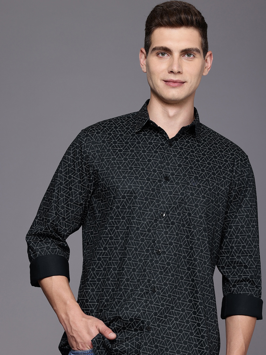 

Allen Solly Classic Fit Opaque Printed Casual Shirt, Black