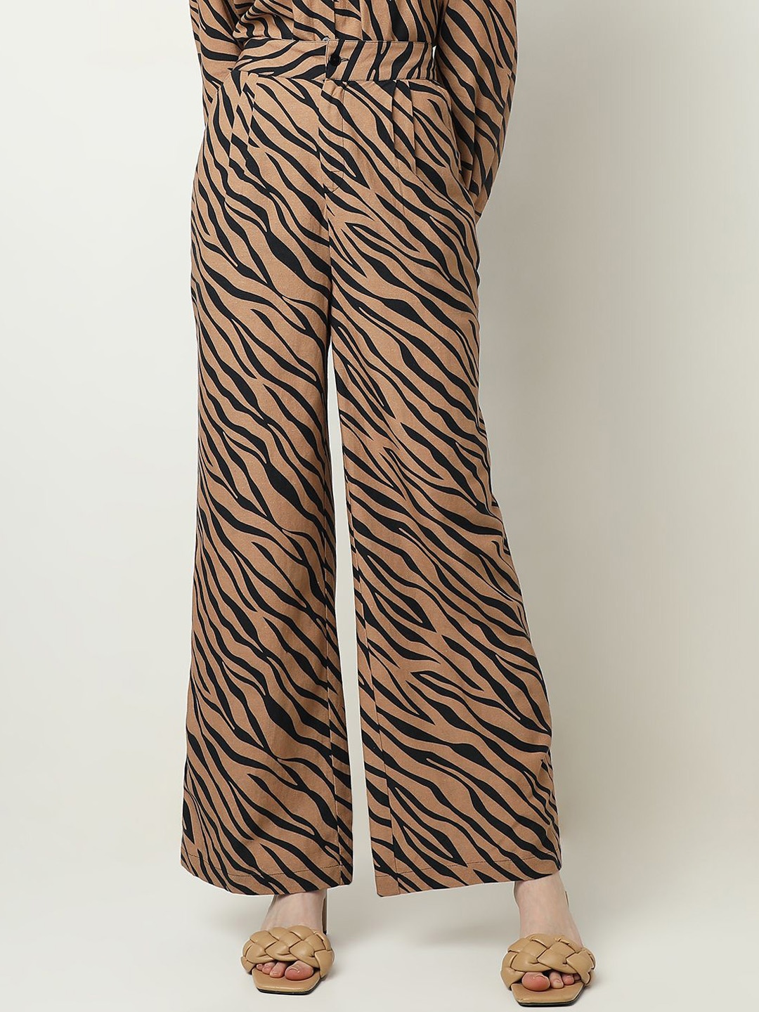 

Vero Moda Women Animal Printed Straight Fit High-Rise Trousers, Brown