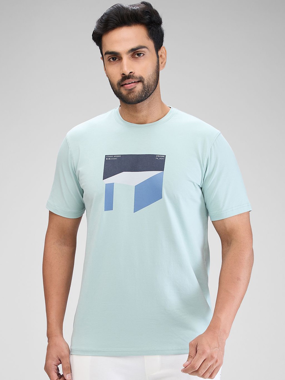 

Park Avenue Men Typography Printed Pockets Slim Fit T-shirt, Green