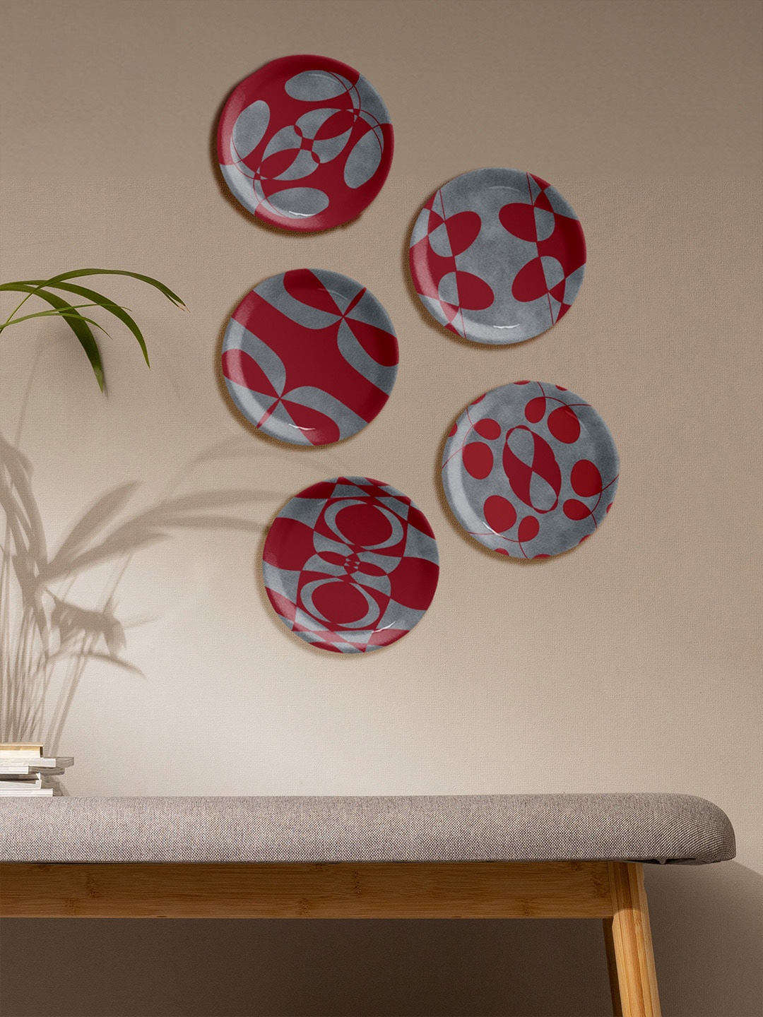 nestroots 5 Pcs Maroon & Grey Printed Round Shaped Ceramic Wall Decor Plate