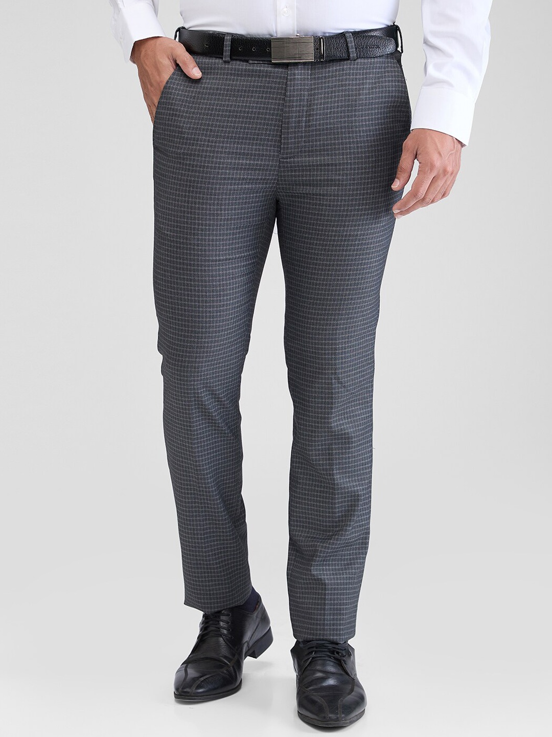 

Park Avenue Men Slim Fit Trousers, Grey