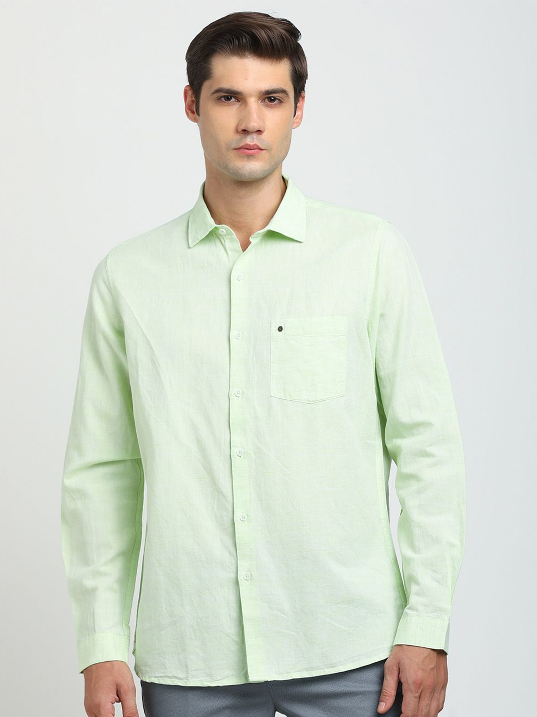 

Turtle Relaxed Slim Fit Opaque Casual Shirt, Green