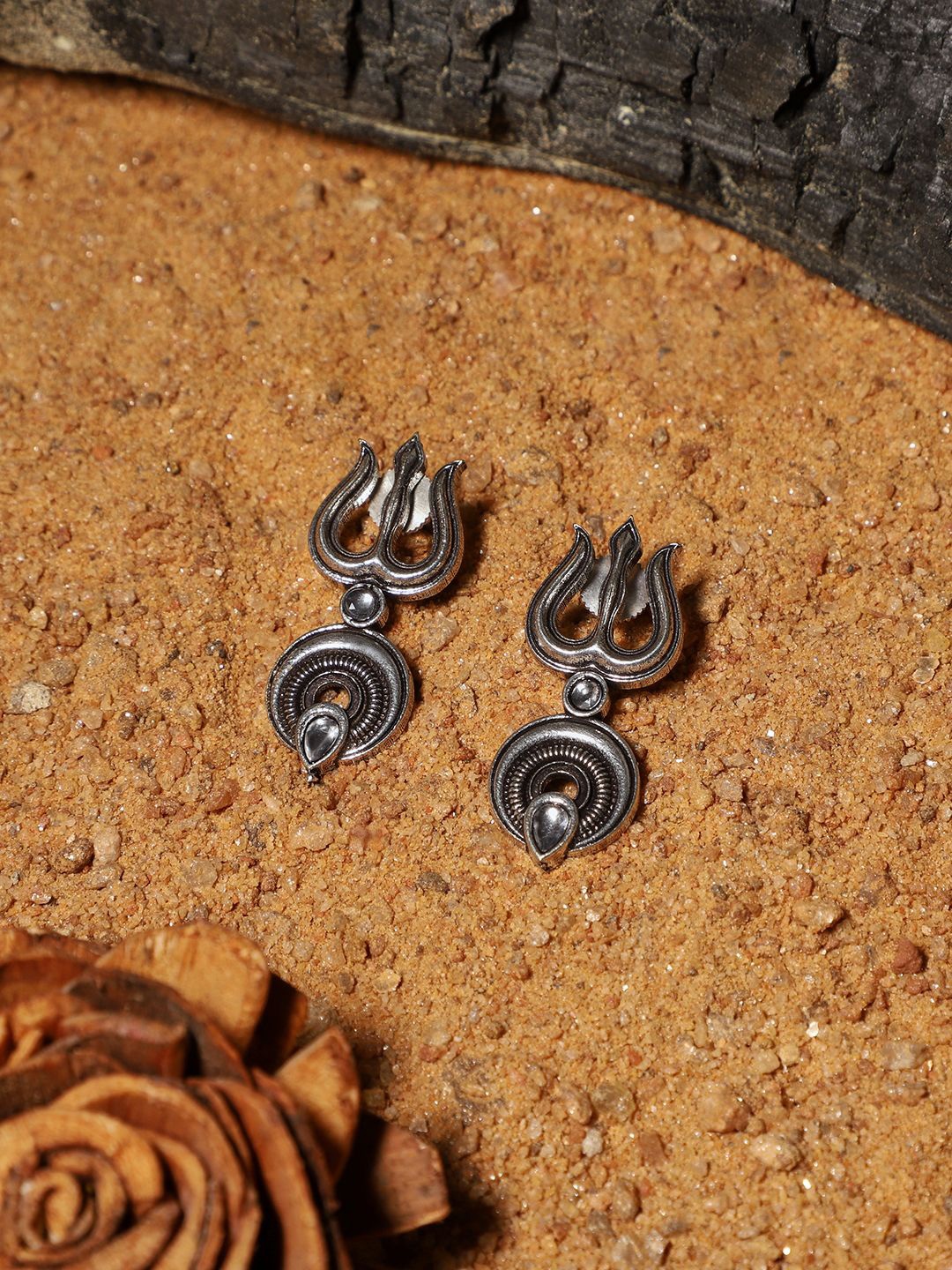 

VENI Contemporary Drop Earrings, Silver