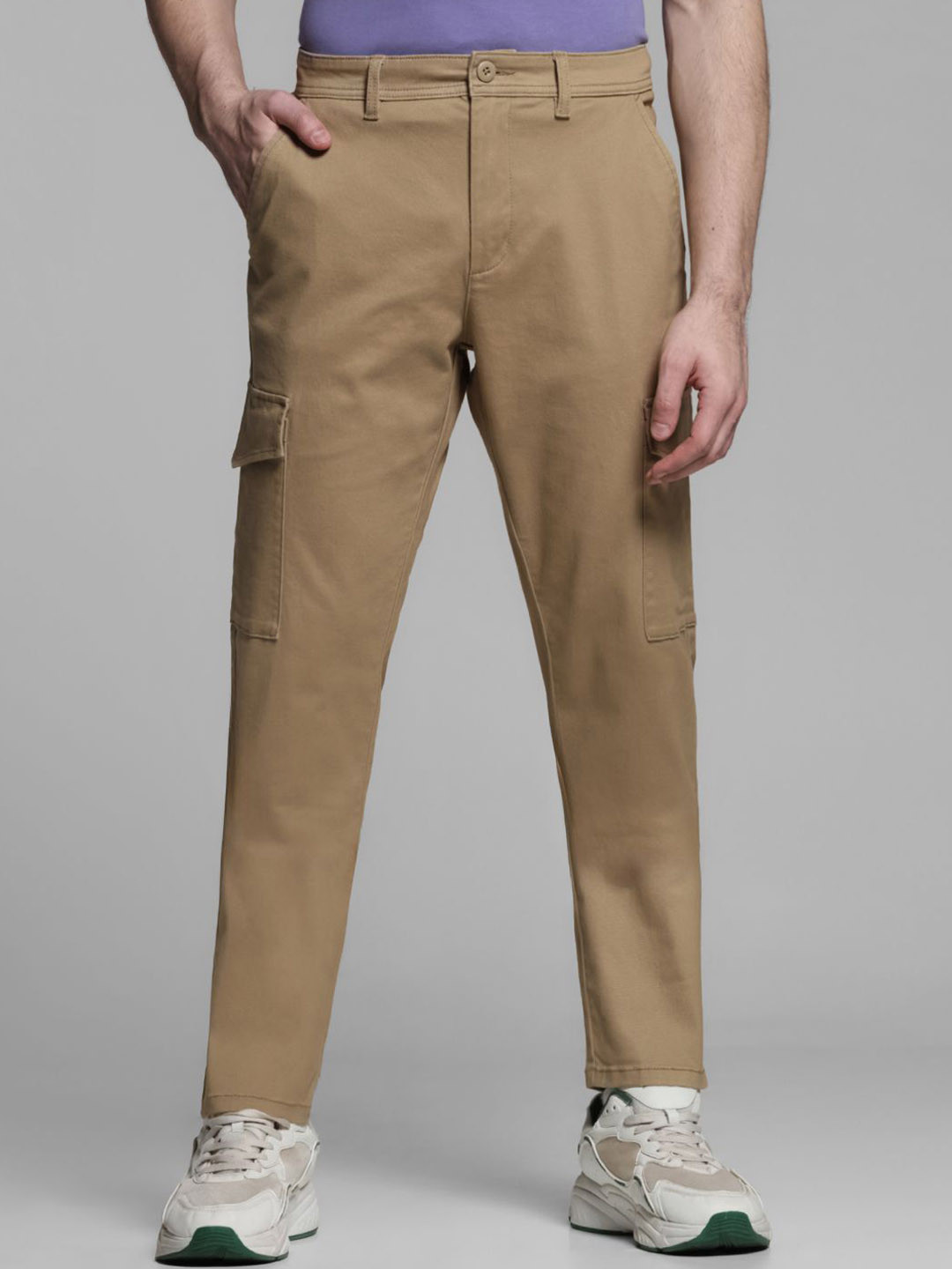 

Jack & Jones Men Slim Fit Trousers, Brown