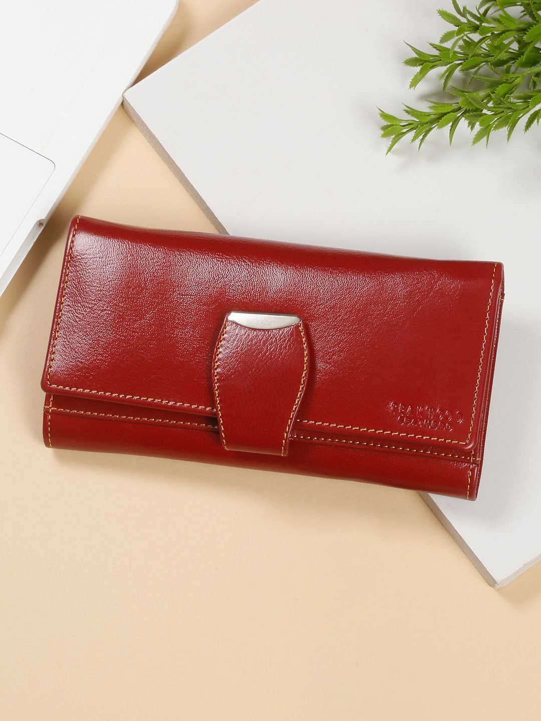 

Teakwood Leathers Women Textured Leather Two Fold Wallet, Red