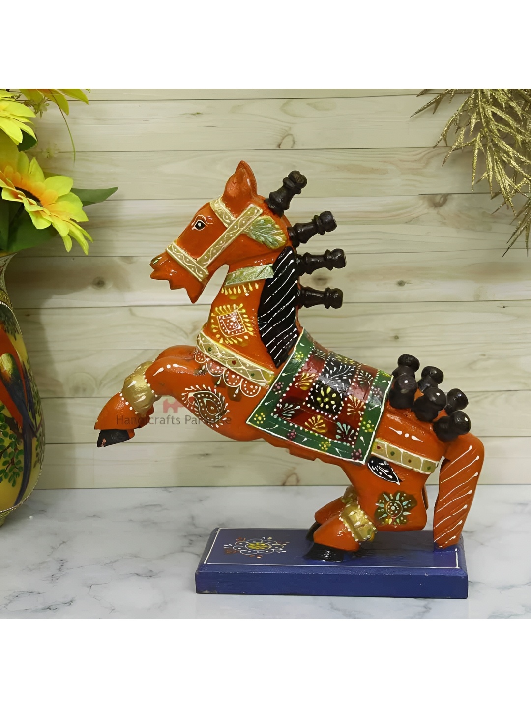 

HANDICRAFTS PARADISE Multicoloured Figurine Showpiece, Multi