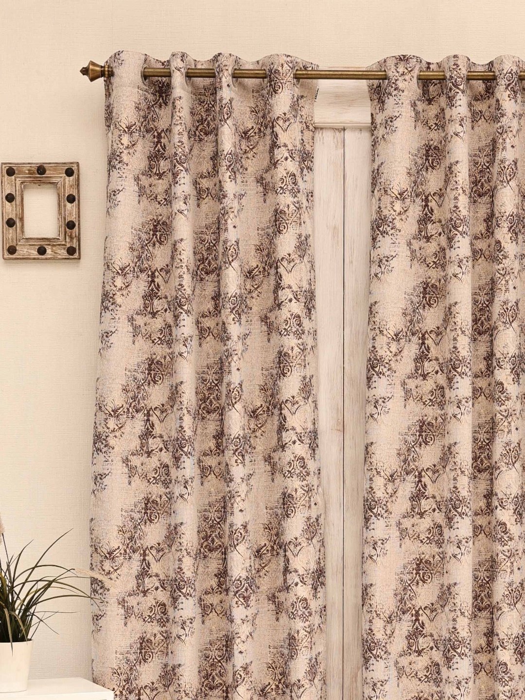 

Ariana Brown & Beige Ethnic Motifs Room Darkening Window Curtain