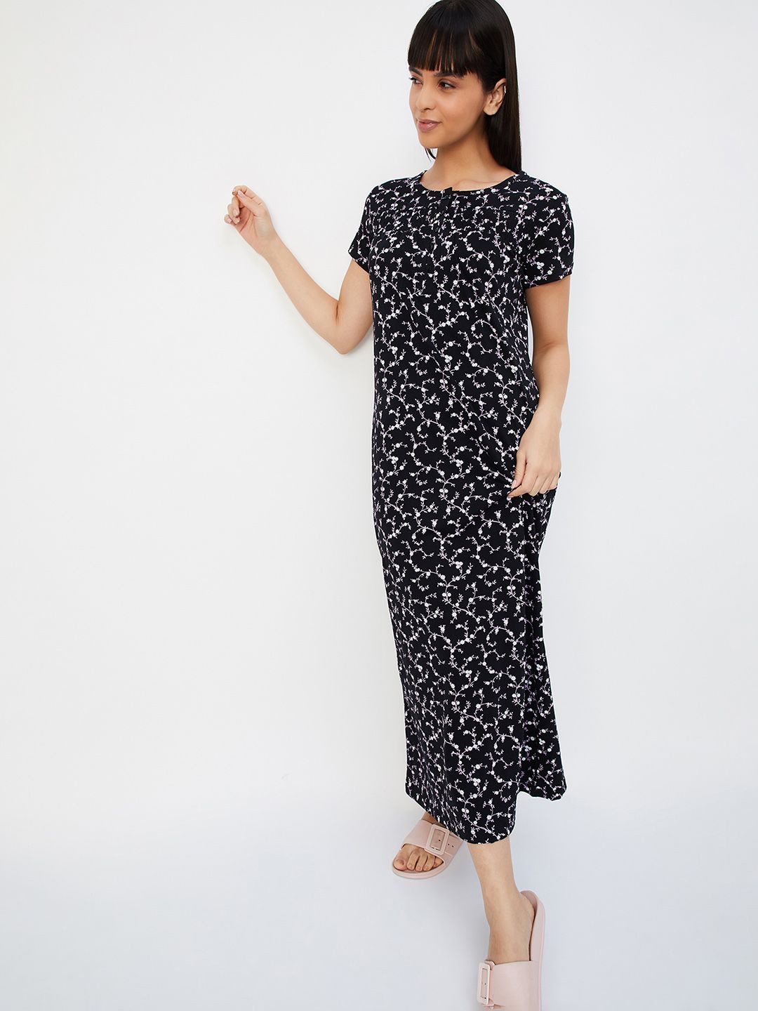 

max Printed Nightdress, Black