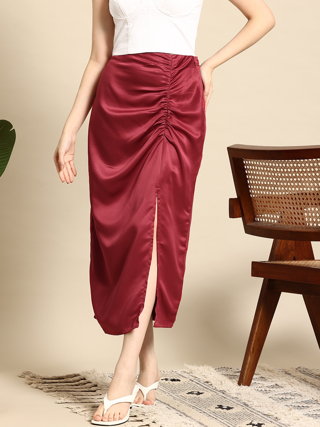 

Mast & Harbour Satin-Finish Ruched Side-Slit Midi Skirt, Maroon