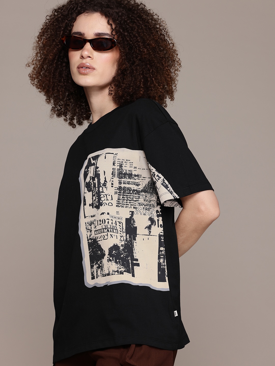 

The Roadster Lifestyle Co. Printed Pure Cotton Oversized T-shirt, Black