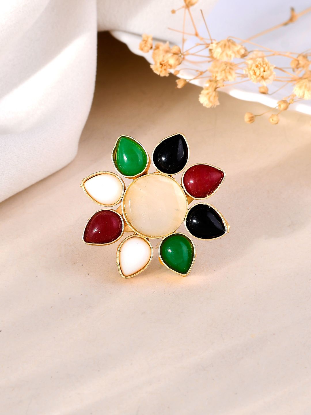 

Silvermerc Designs Gold-Plated Kundan Studded Finger Ring