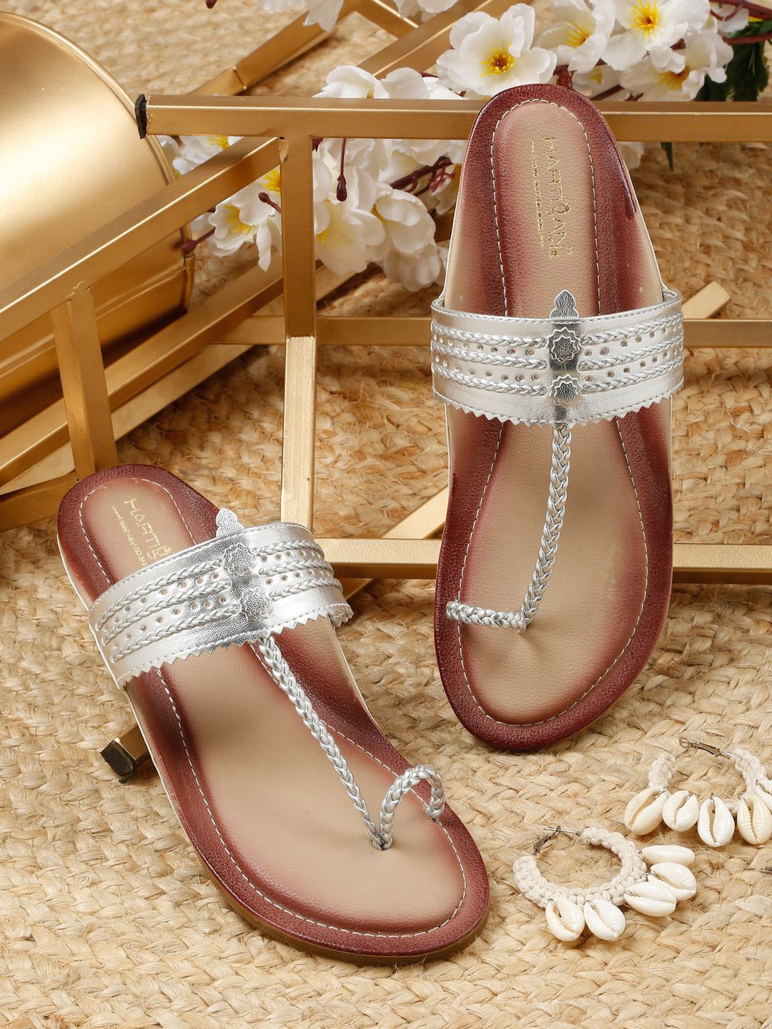 HARTIGAN Women Ethnic One Toe Flats with Laser Cuts, Silver