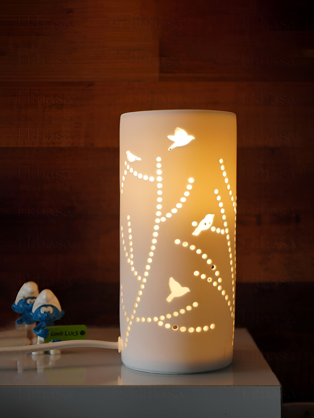 

Ekhasa White Textured Ceramic Contemporary Cylindrical Shaped Table Lamp