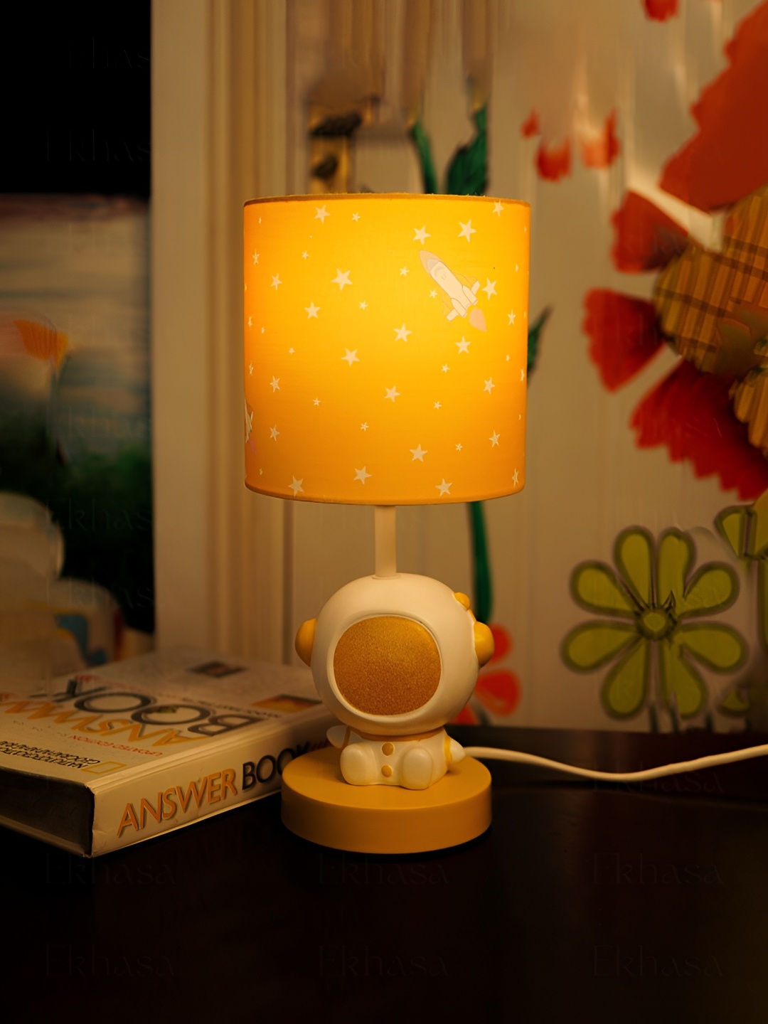 Ekhasa Yellow & White Printed Ceramic Cylindrical Shaped Table Lamp