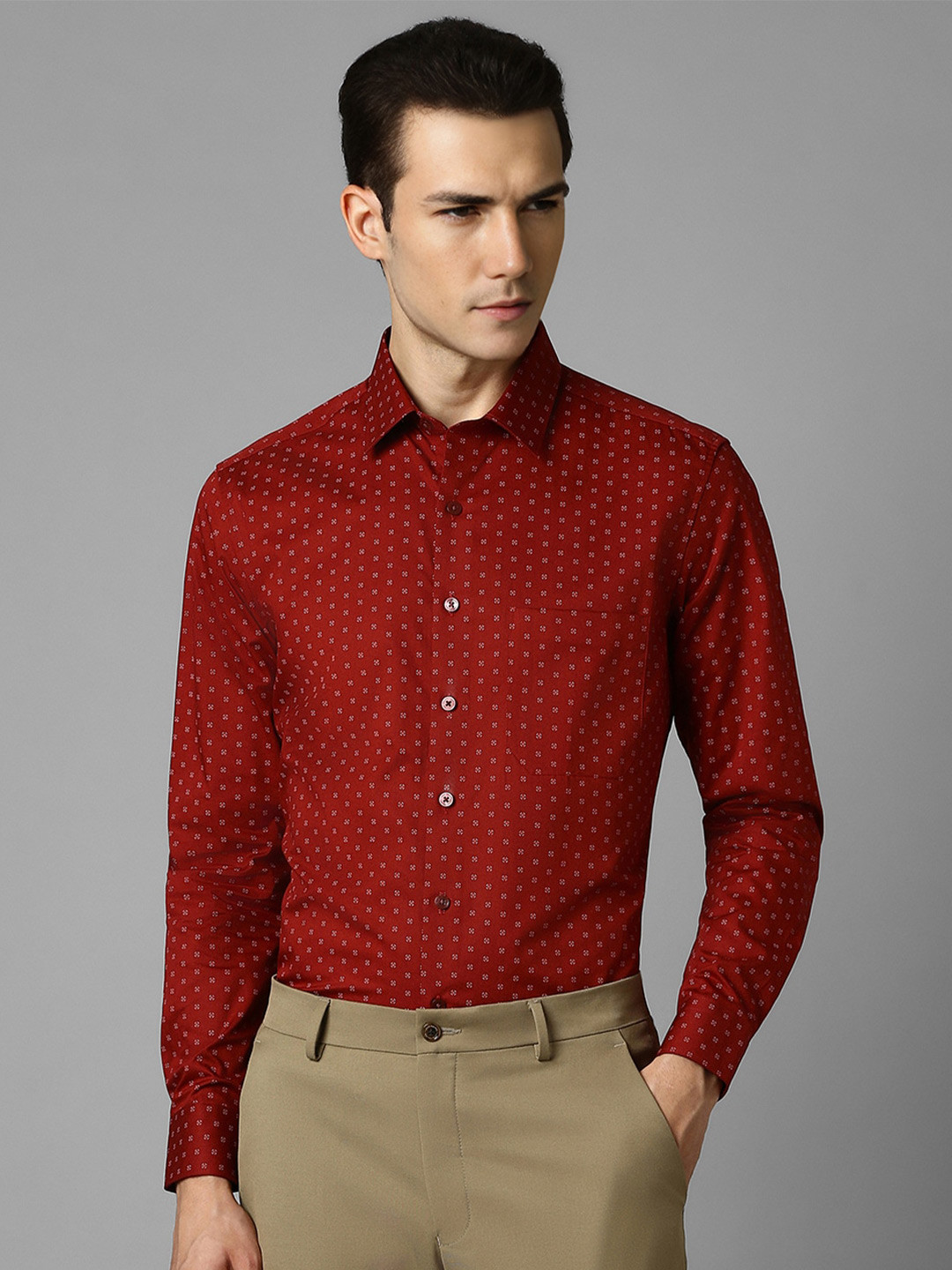 

Louis Philippe Men Slim Fit Opaque Printed Formal Shirt, Red