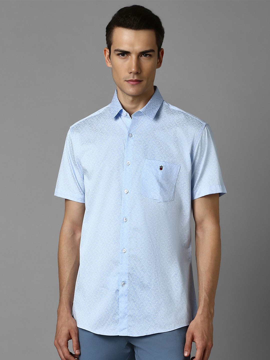 

Louis Philippe Sport Men Slim Fit Opaque Printed Casual Shirt, Blue