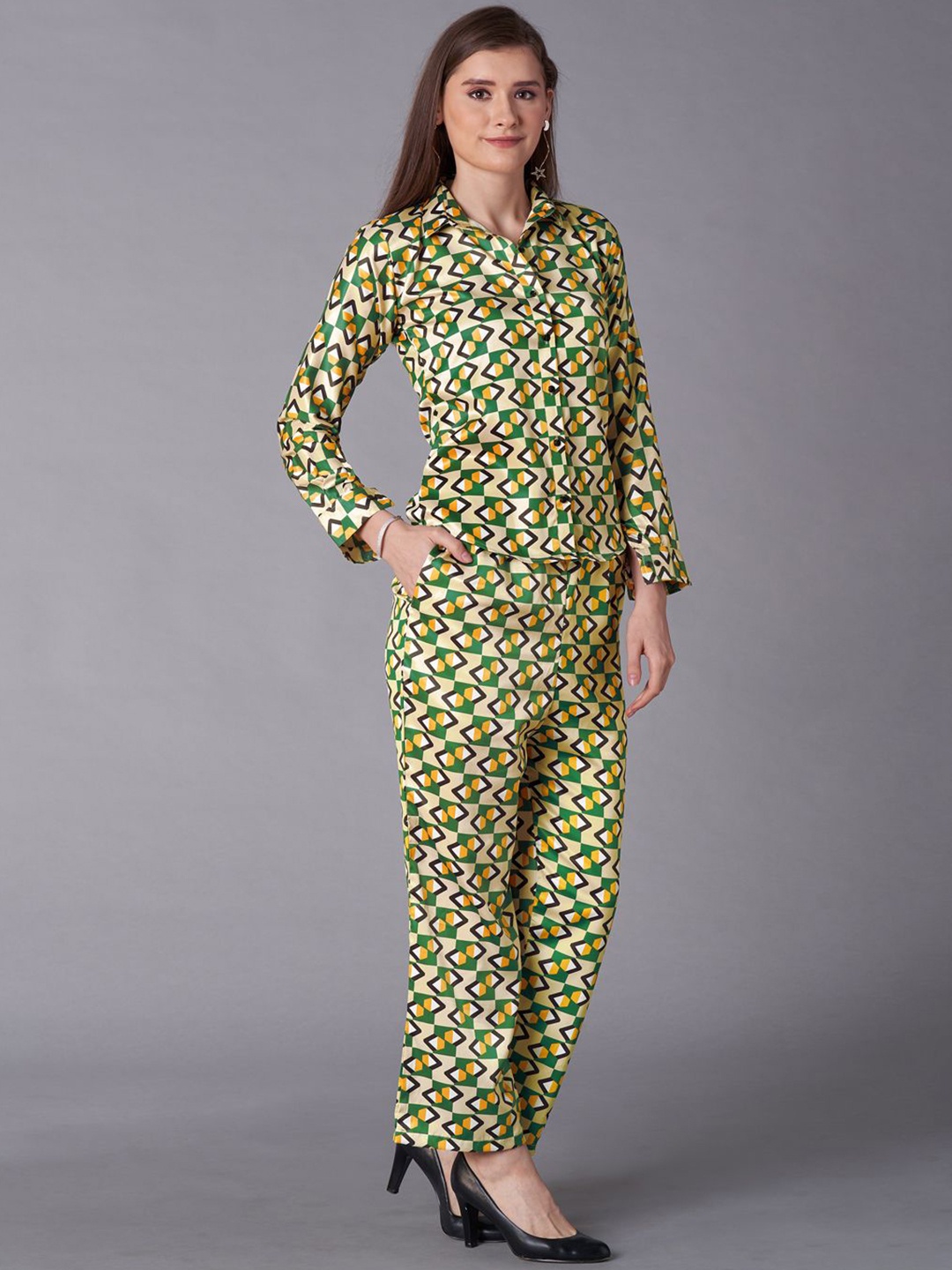 Siya Fashion Women Printed Long Sleeve Shirt & Trousers Co-Ords, Green
