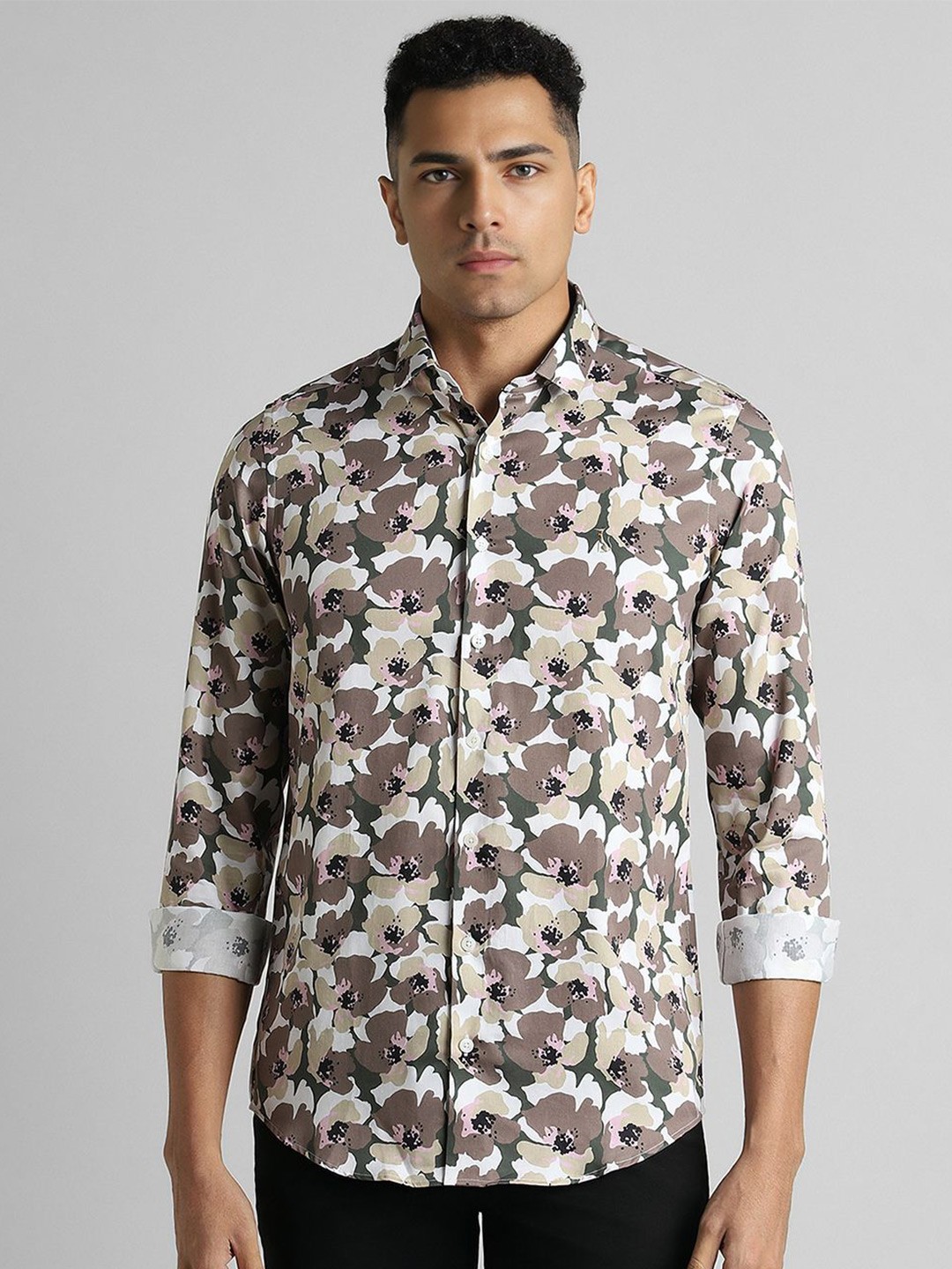 

SIMON CARTER LONDON Men Slim Fit Opaque Printed Casual Shirt, Multi
