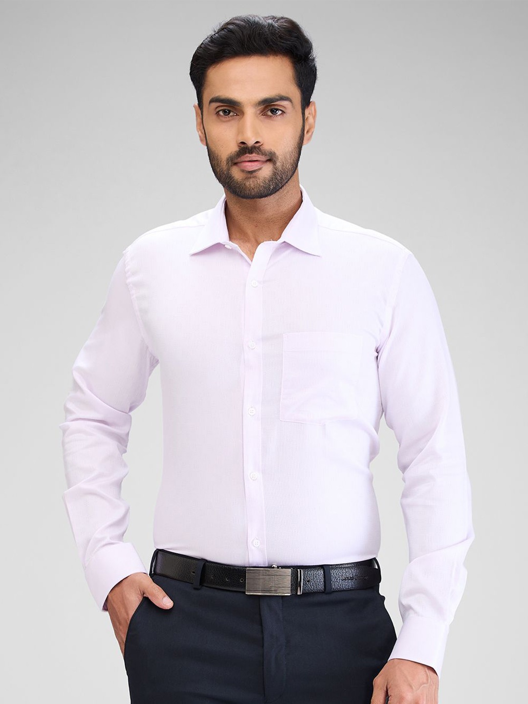 

Park Avenue Men Slim Fit Opaque Formal Shirt, Violet