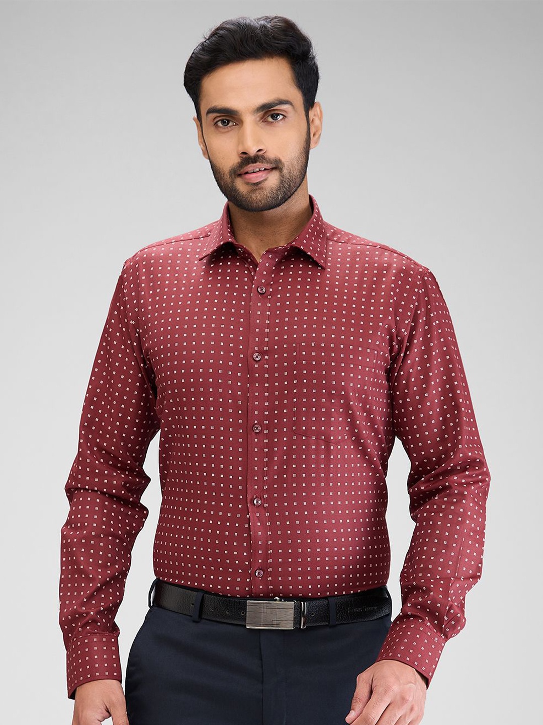 

Park Avenue Men Slim Fit Opaque Printed Formal Shirt, Maroon