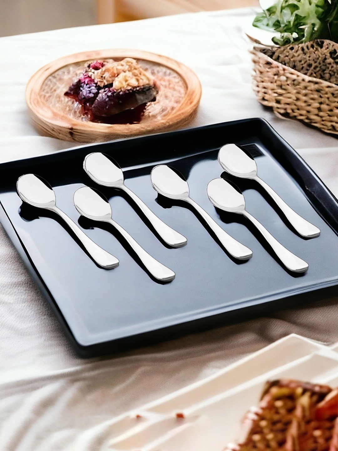 

FNS Set Of 6Pcs Stainless Steel Dessert Spoons, Silver