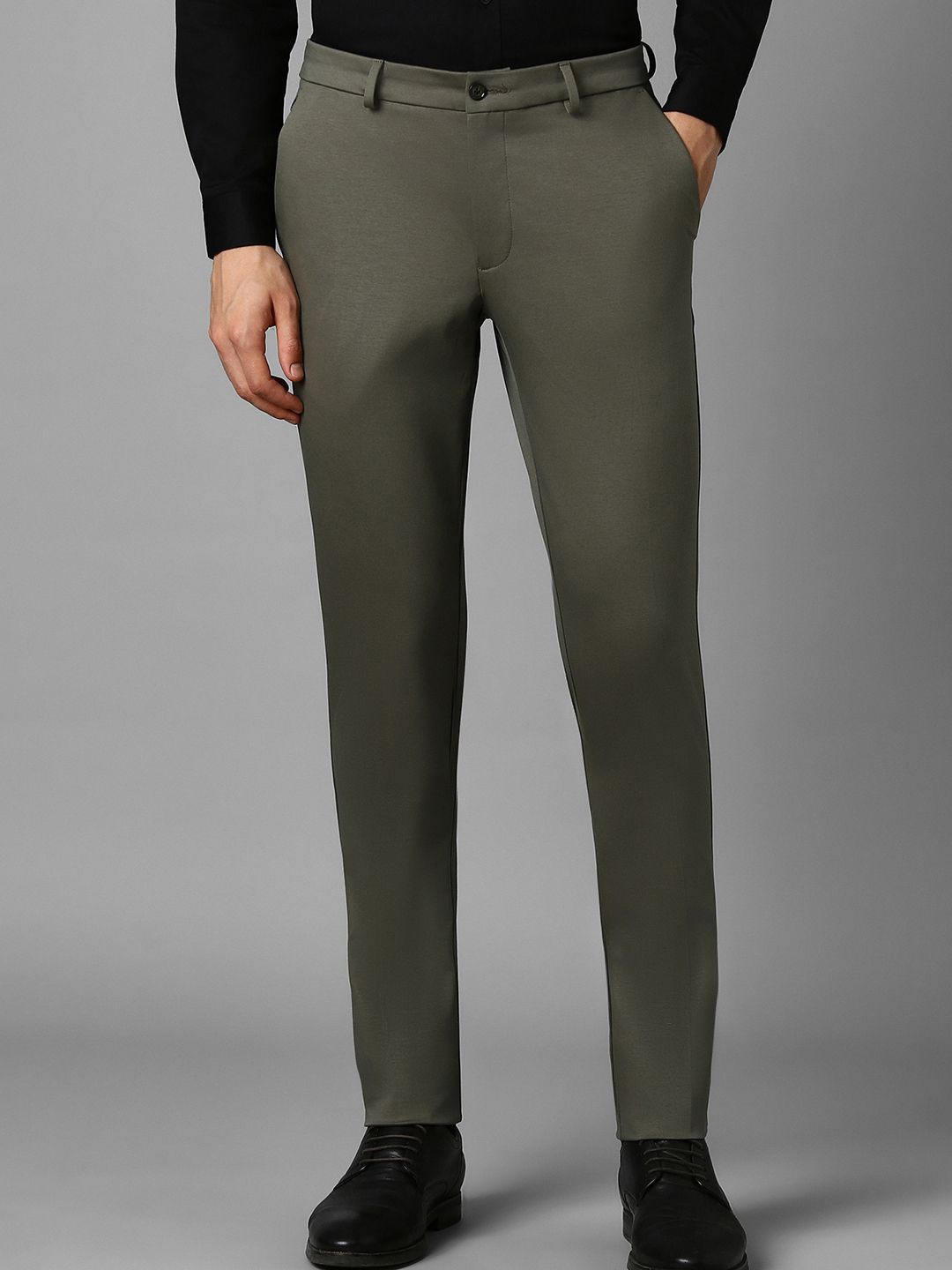

Louis Philippe Men Textured Slim Fit Trousers, Olive