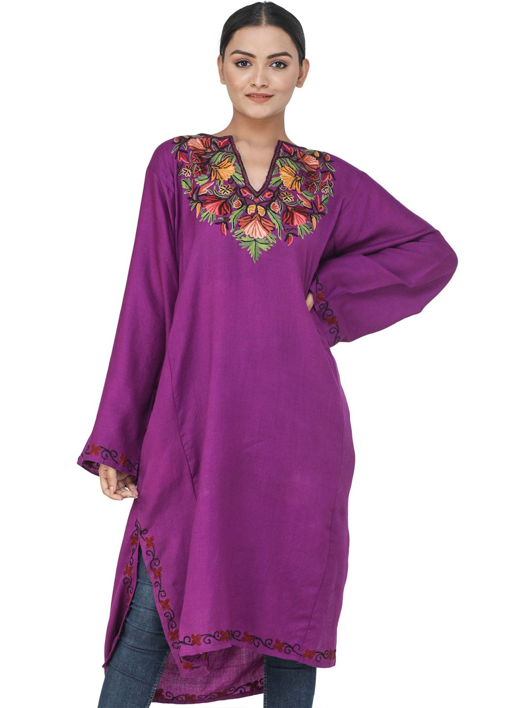 

Exotic India Sparkling Grape Wool Kashmiri Phiran with Aari Hand-Embroidery on Neck, Purple