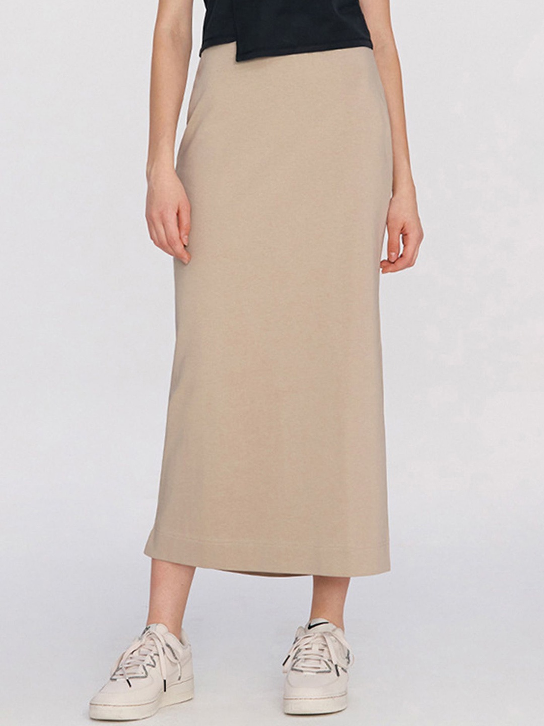 

LULU & SKY Thigh-Slit Activewear Midi Skirt, Beige