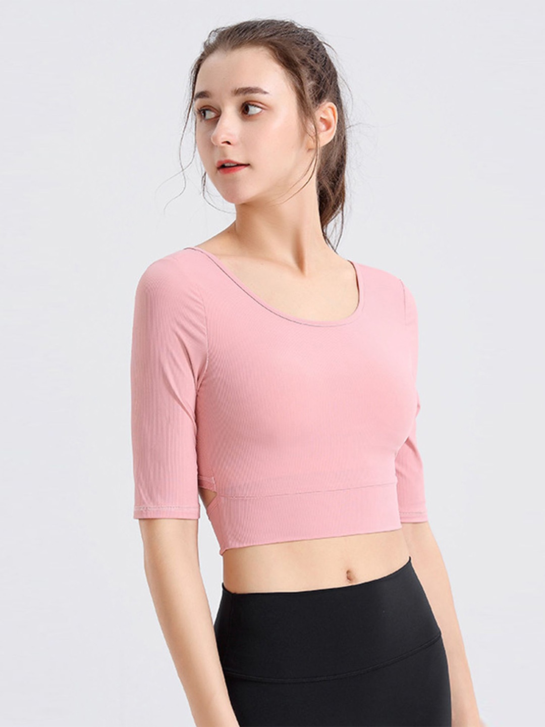 

LULU & SKY Scoop Neck Cut-Out Detail Solid Sports Crop Top, Pink