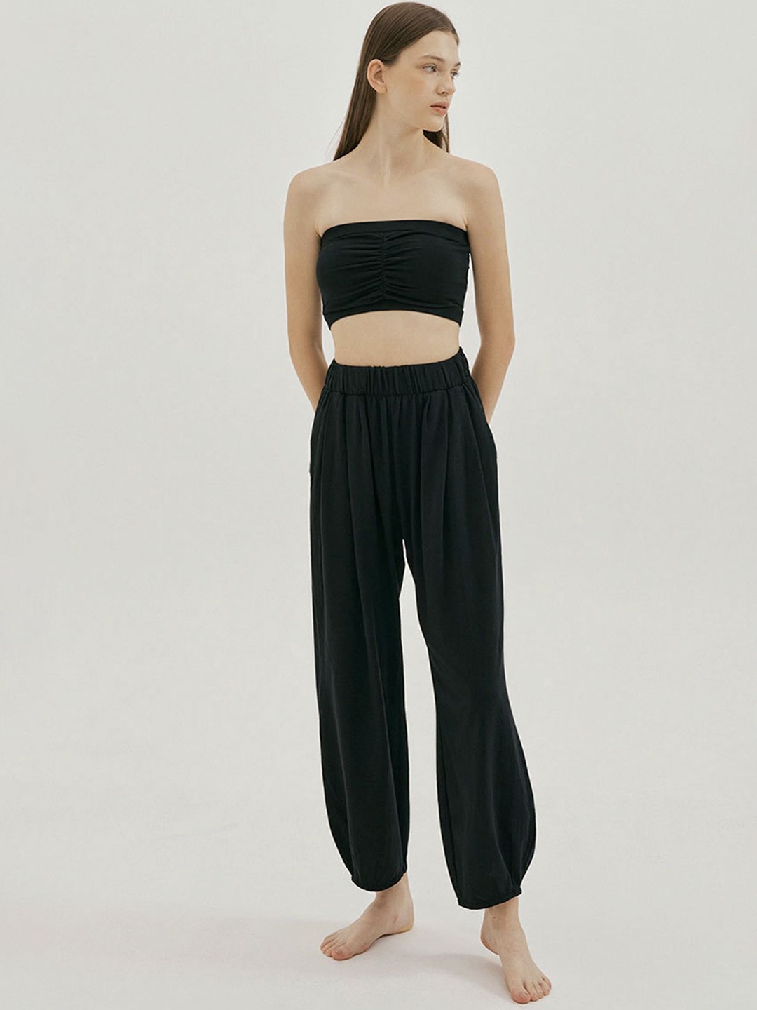 

LULU & SKY High Rise Lounge Pant, Black