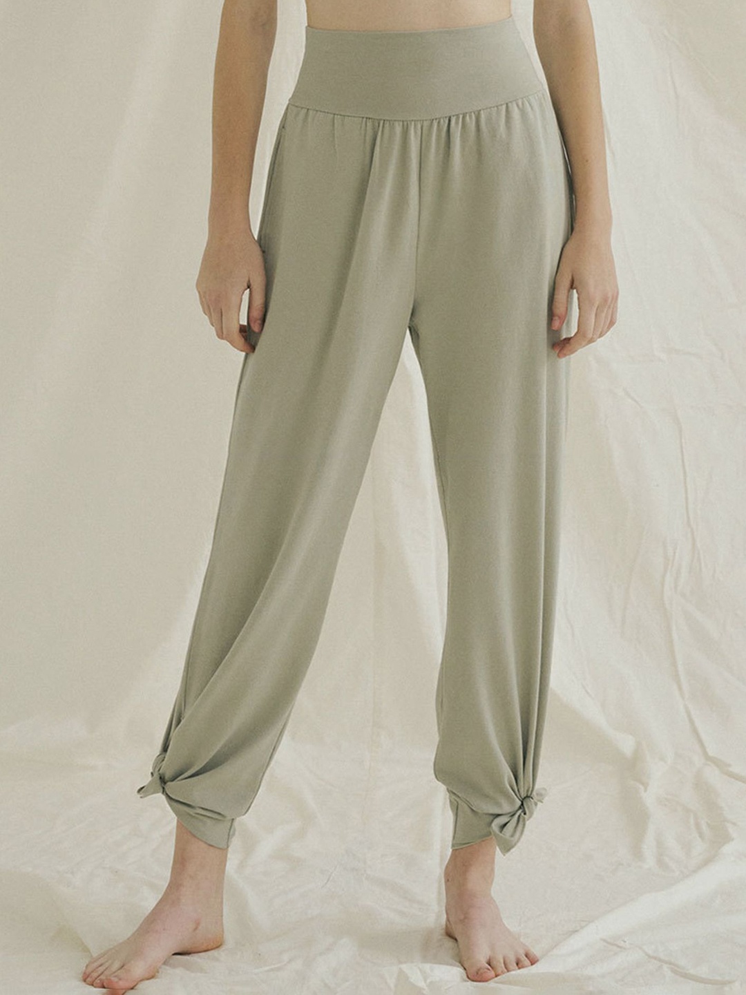 LULU & SKY High Rise Lounge Pant, Green