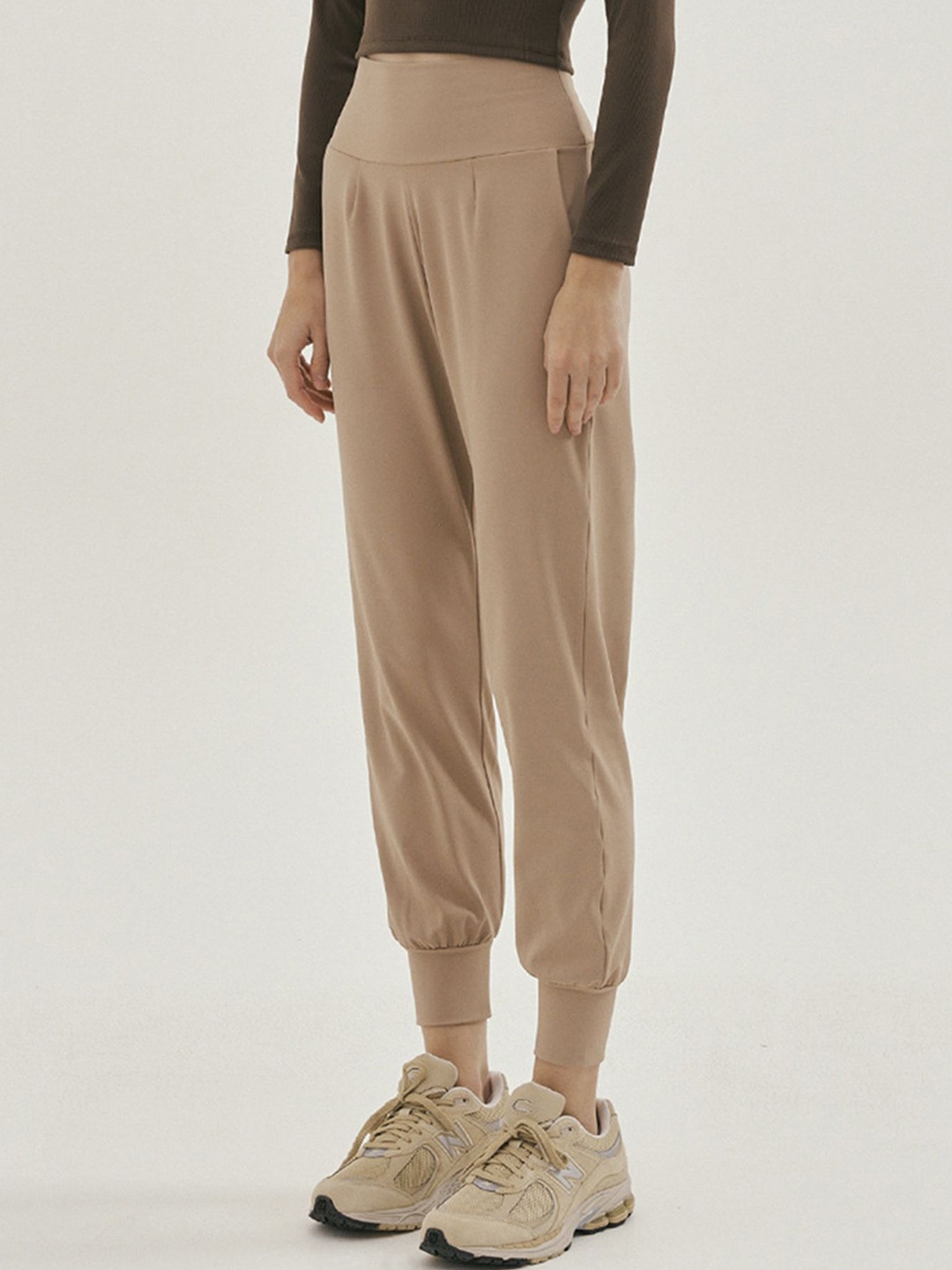 

LULU & SKY Women Slash-pocket Sports Joggers, Beige